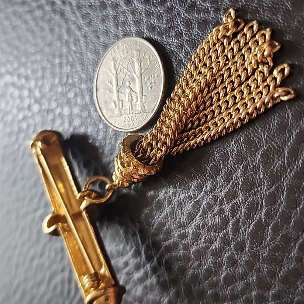 VTG Gold Tassel Brooch - Picture 7 of 7